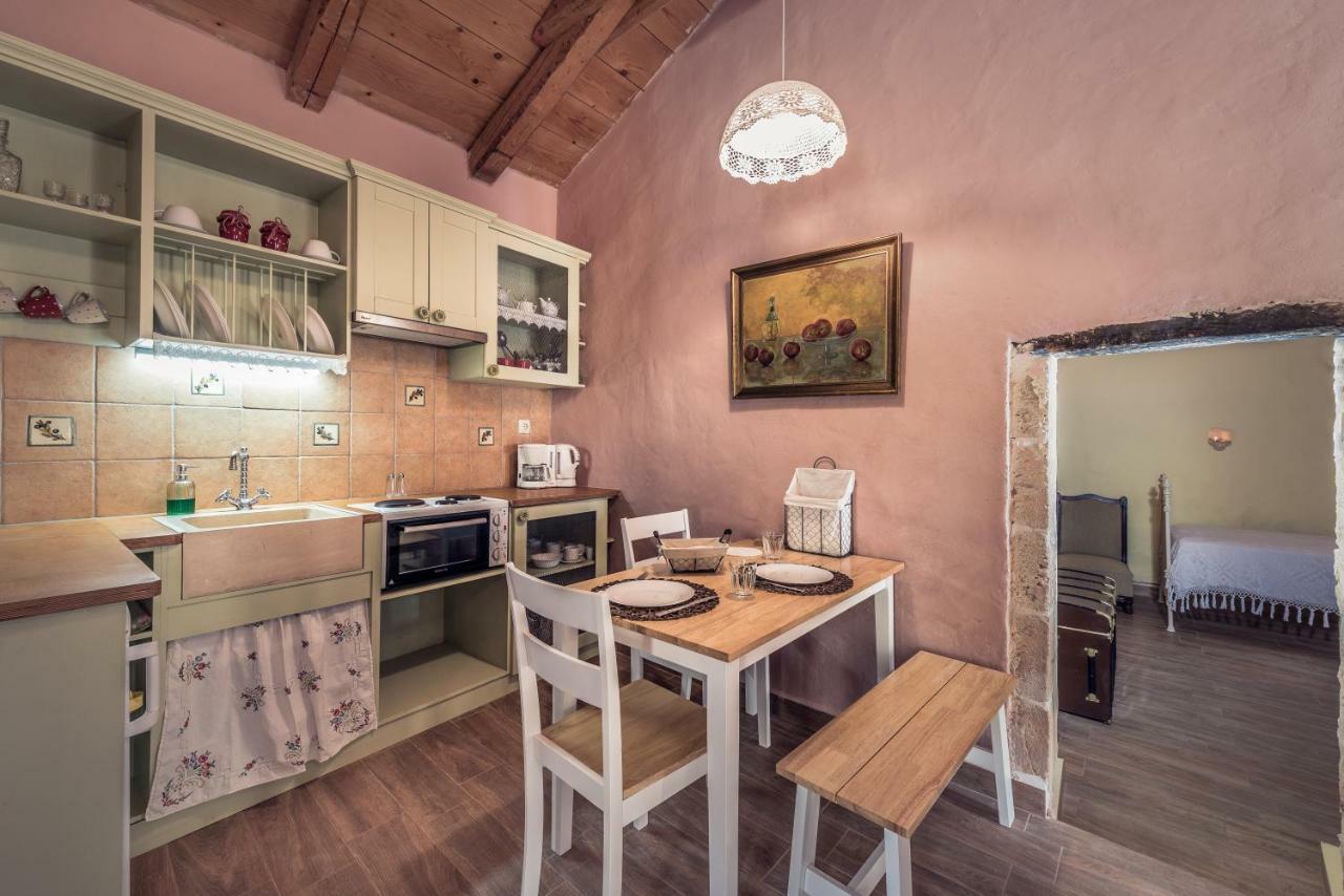 Гостевой дом La Casa Di Nonna Коритион Экстерьер фото